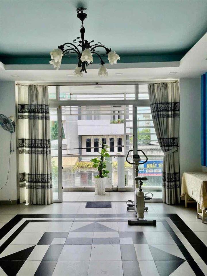 NHÀ PHỐ KHU PENHOUSE GẦN GIGAMAL