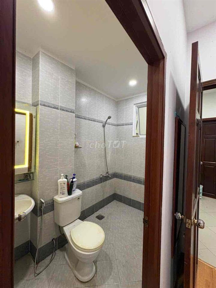 NHÀ PHỐ KHU PENHOUSE VEN SÔNG GẦN GIGAMALL PHẠM VĂN ĐỒNG