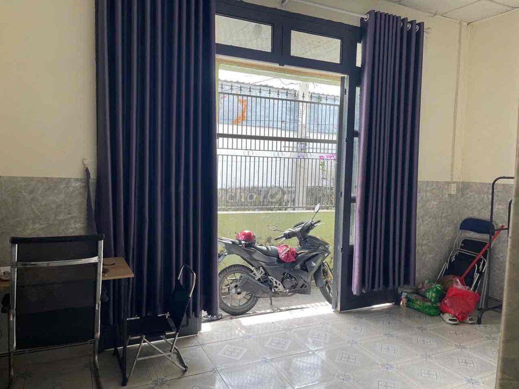 bán nhà hẻm 718/26 QL13 Giấy tờ tay 99