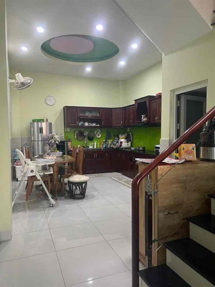 Nhà 3 tầng Nguyễn Duy Trinh – 4PN – Full nội thất – 6 tỷ