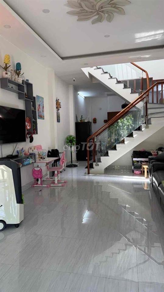 💥 Chủ Định Cư Bán Gấp – Nhà 2 Tầng – Full Nội Thất – 4,8 Tỷ