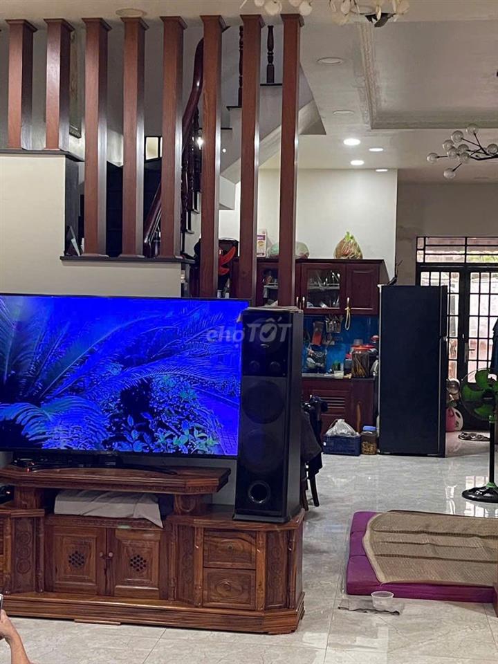 Nhà chính chủ