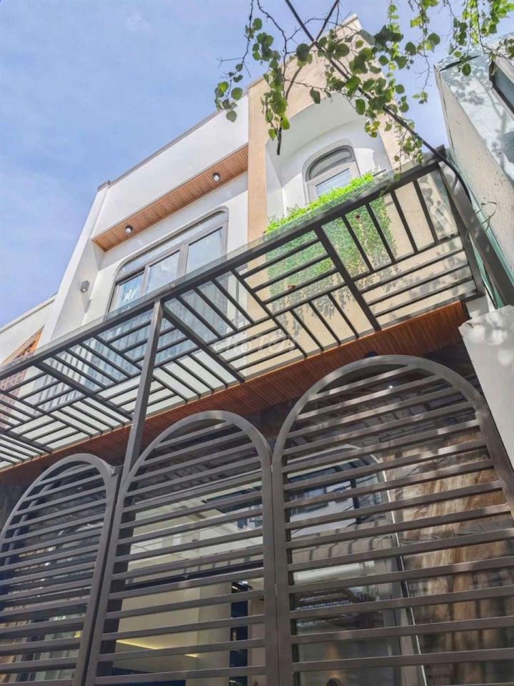 Nhà Kiệt Nguyễn Hoàng Hải Châu thông raNguyễn Văn Linh 45m nhỉnh 3 tỷ 