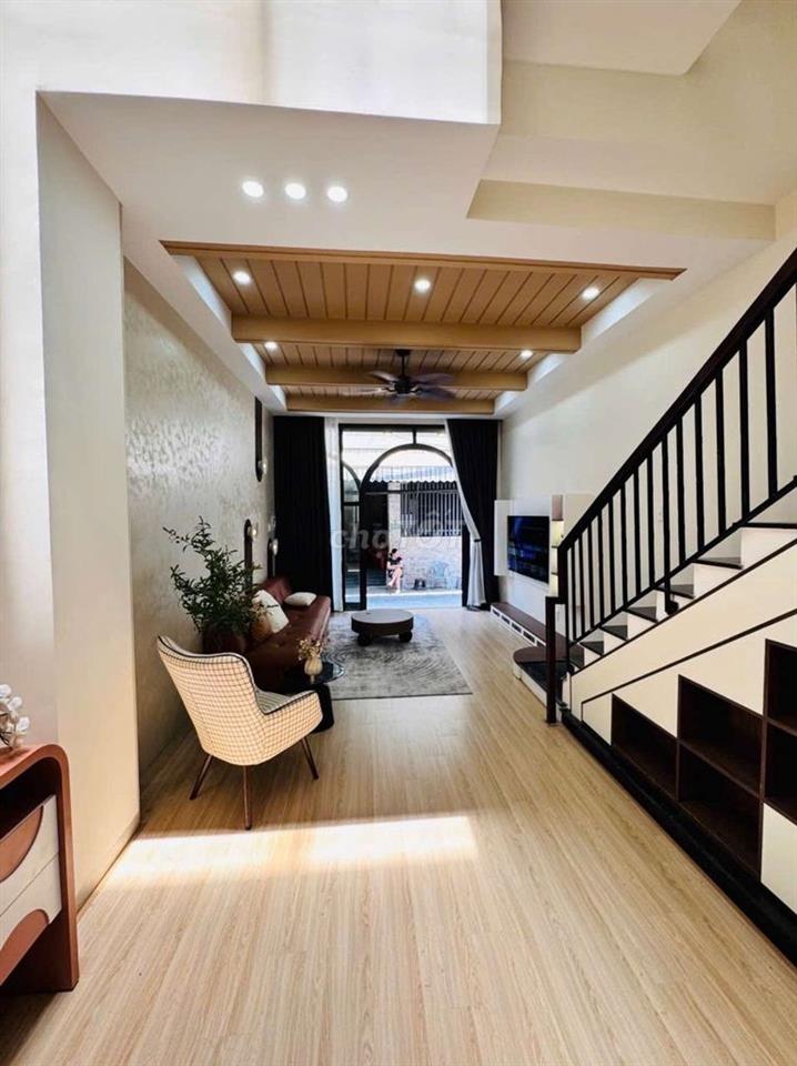 Bán nhà Nguyễn Văn Linh Hải Châu 85m giá hơn 5 tỷ