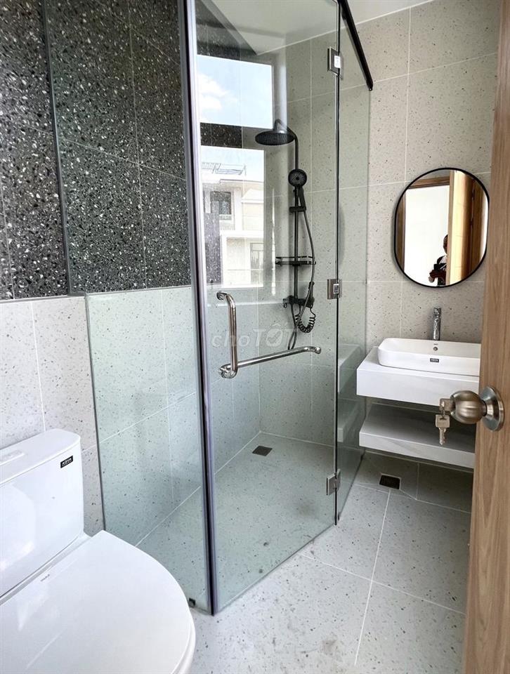cho thuê nhà 900m2 1 trệt 2L 10pn MTKD QL1A Tam Bình thủ Đức 50 tr
