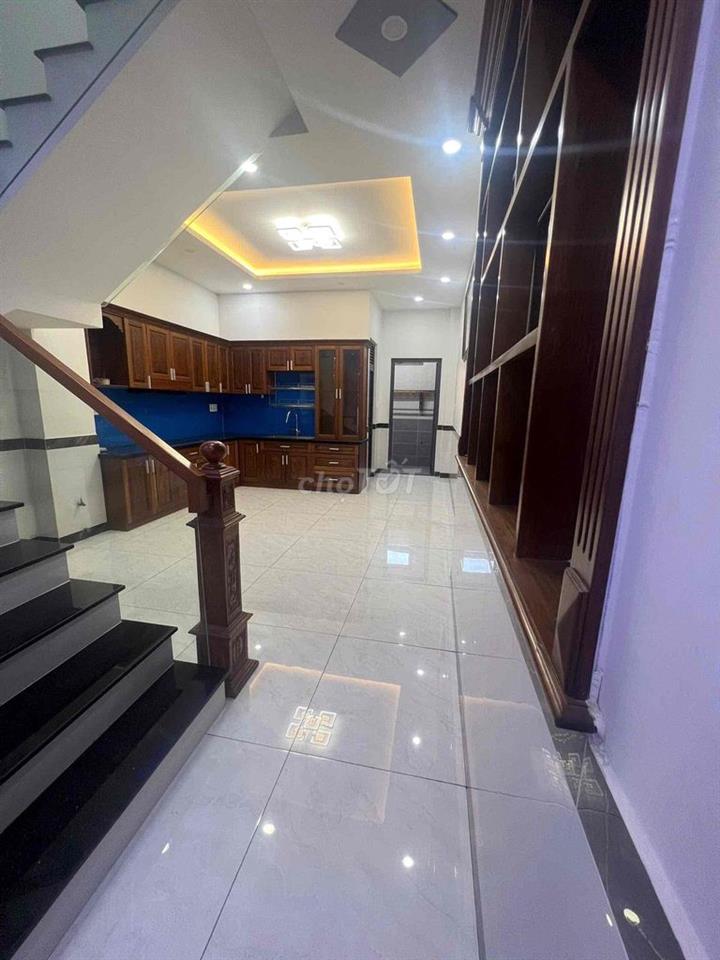 CHÍNH CHỦ BÁN NHÀ QUẬN 2