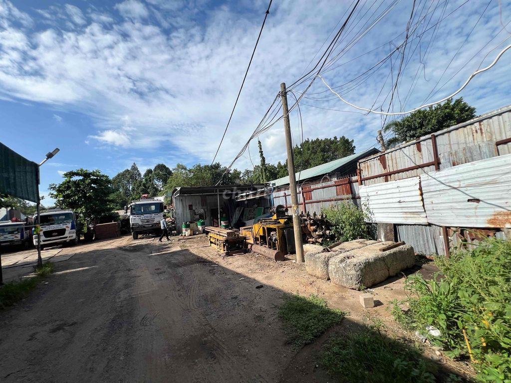 Cho Thuê Nhà Mặt Bằng 550M2