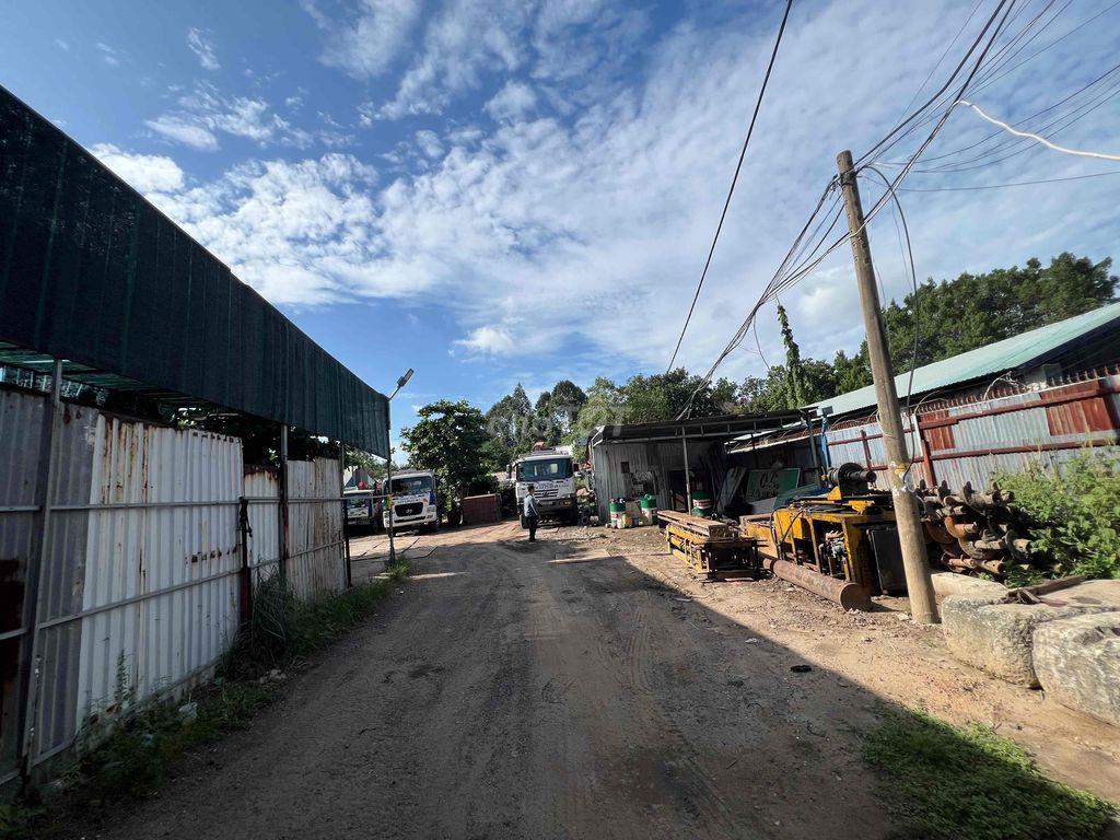 Cho Thuê Nhà Mặt Bằng 550M2