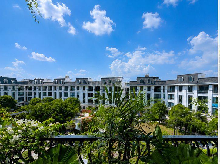 BÁN TÒA NHÀ VĂN PHÒNG CAO CẤP – VẠN PHÚC CITY