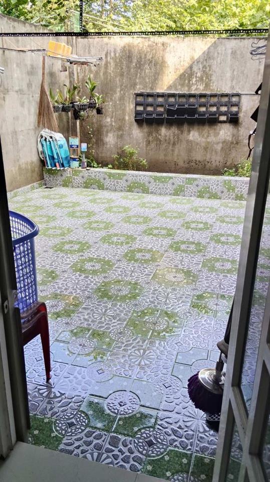 Bán nhà ở 1 trệt 1 lầu, sổ sẵn