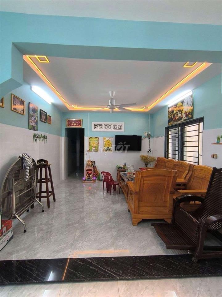 Nhà Đẹp Ở Ngay - Xe Hơi Đỗ Cổng - 2 Tầng BTCT – Linh Xuân – 4.2 Tỷ