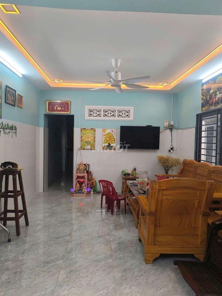 Nhà Đẹp Ở Ngay - Xe Hơi Đỗ Cổng - 2 Tầng BTCT – Linh Xuân – 4.2 Tỷ