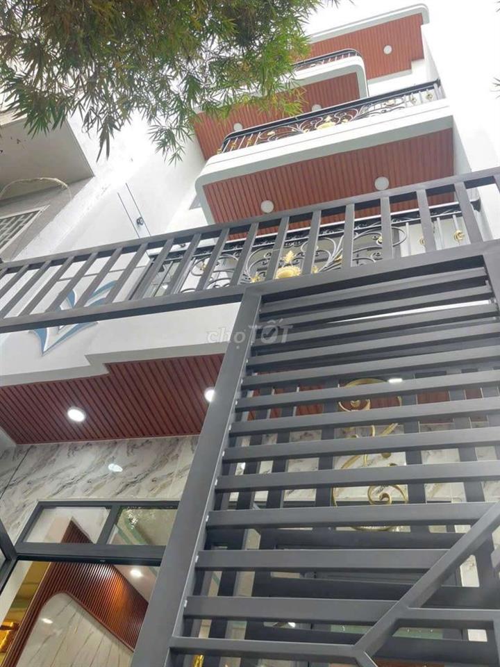 NHÀ 4 TẦNG GẦN CẦU TỈNH LỘ 43