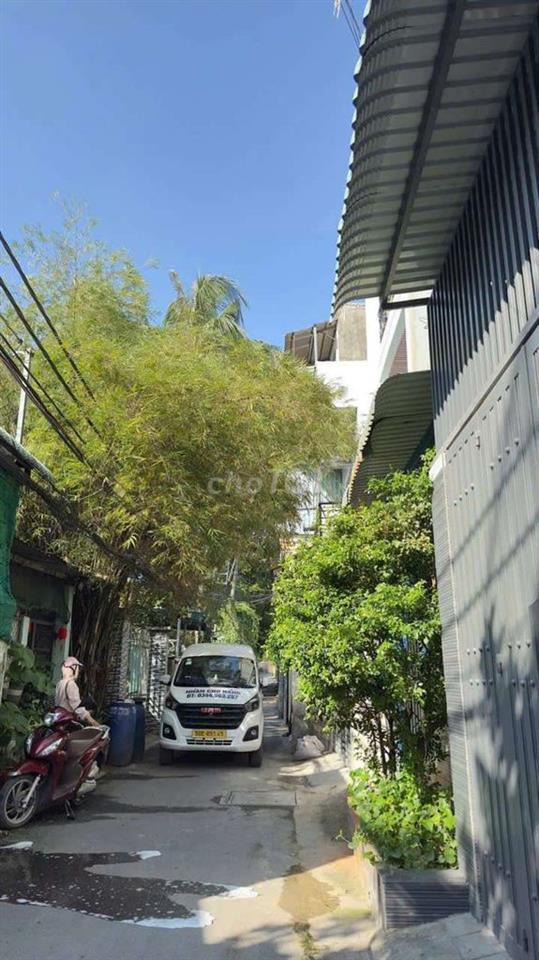 NHÀ 4 TẦNG GẦN CẦU TỈNH LỘ 43
