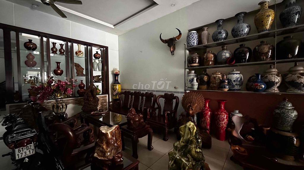 bán nhà mặt tiền đường số 11