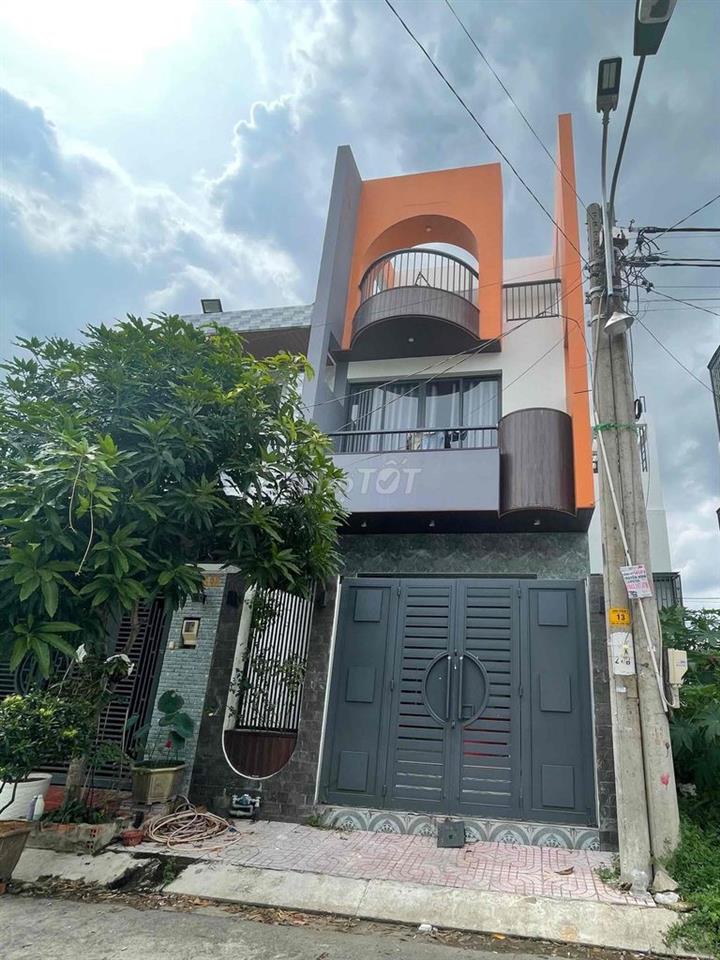 GẤP BÁN GIẢM 150-NHÀ MỚI Ở NGAY