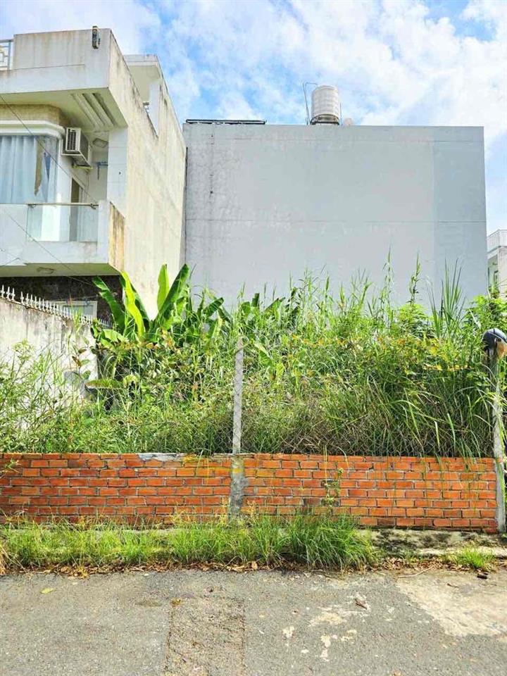 NGUYỄN DUY TRINH Ngộp-Gấp Bán-Hẻm Xe Tải-NGANG 5.7M HIẾM