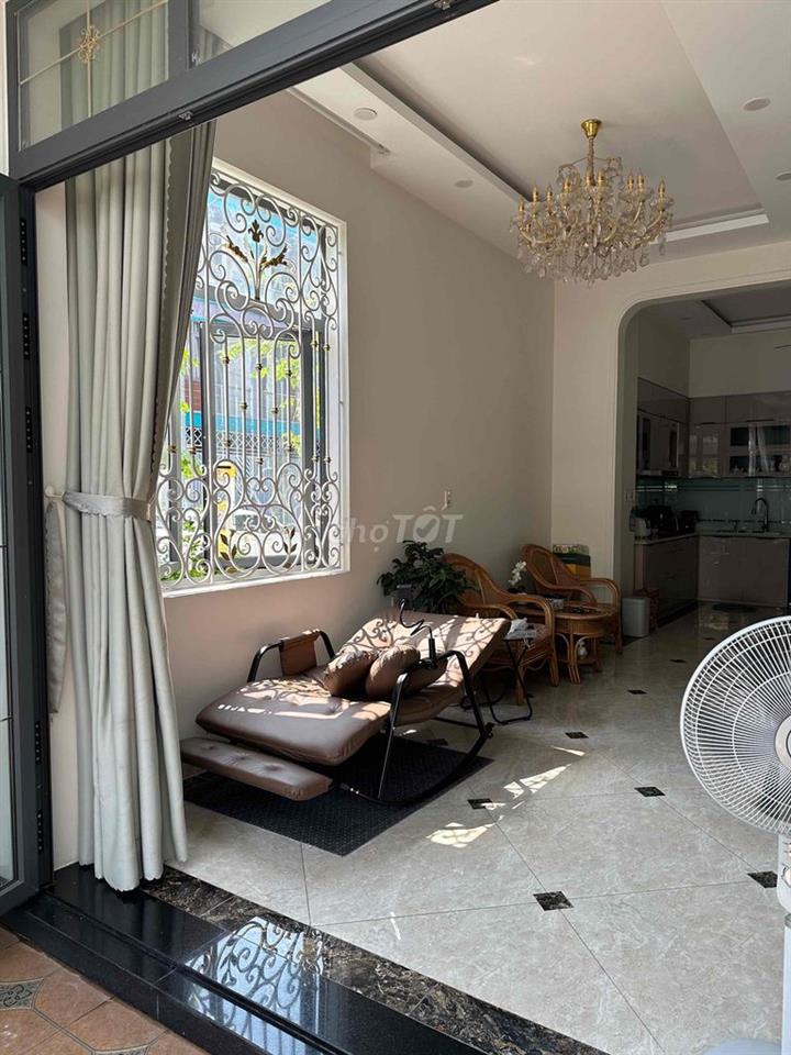🏡 Bán nhà góc 2 mặt tiền hẻm 40 Võ Văn Hát Q9