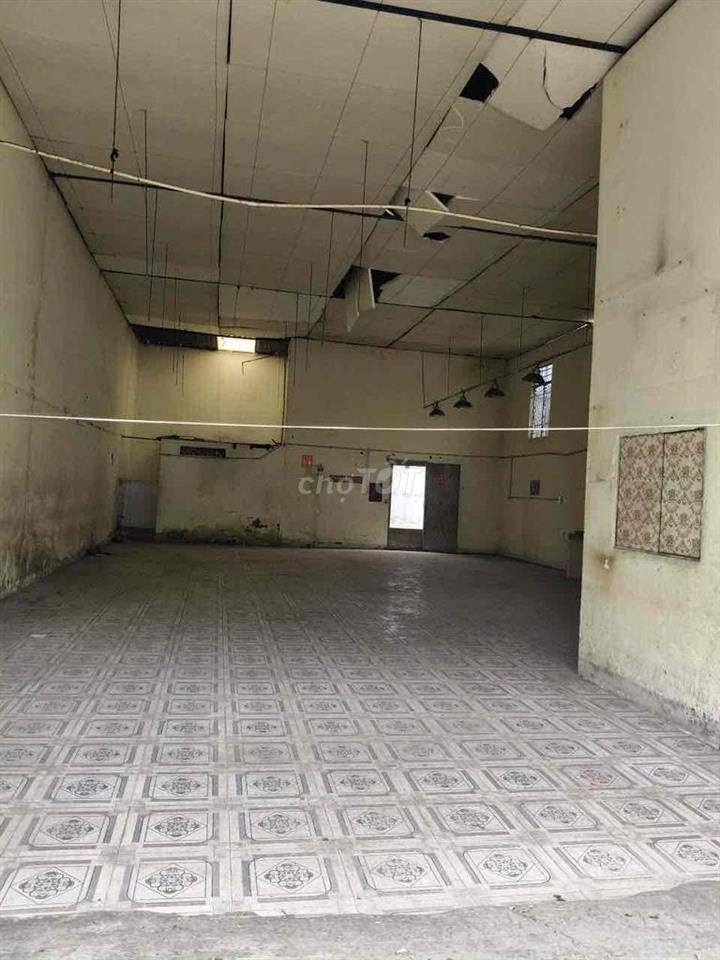 CHO THUÊ NHÀ KHO +ĐƯỜNG lÊ THị HOA  Diện tích: ngang 9m × dài 18m = 1