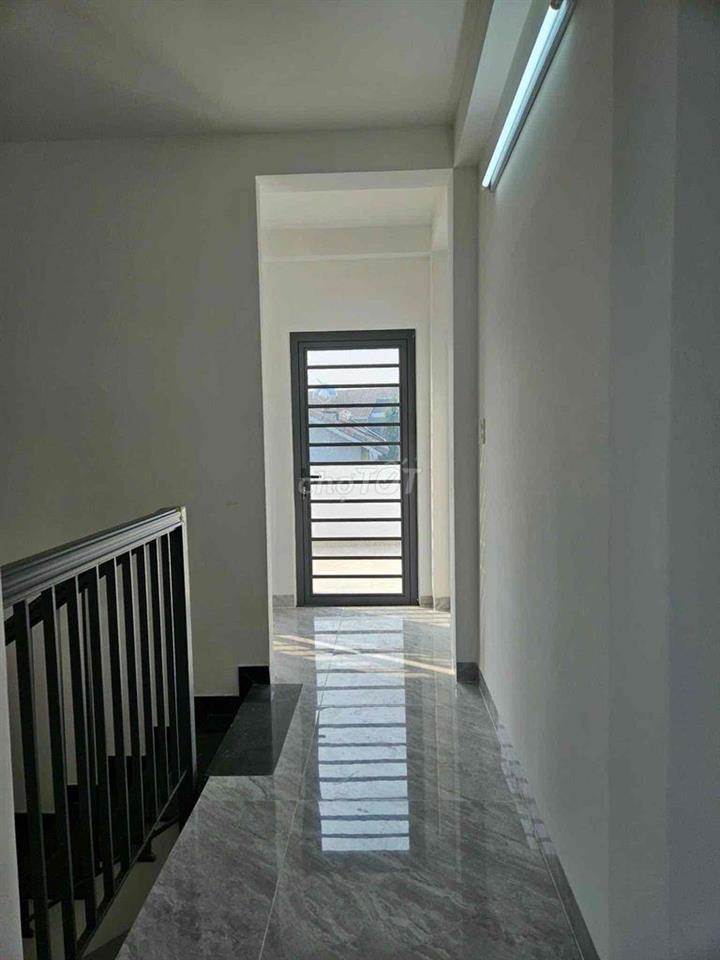 CHO THUÊ  NHÀ + KHO - ĐƯỜNG XE TẢI. Quốc lộ 13, Hiệp Bình Phước, Thủ Đ