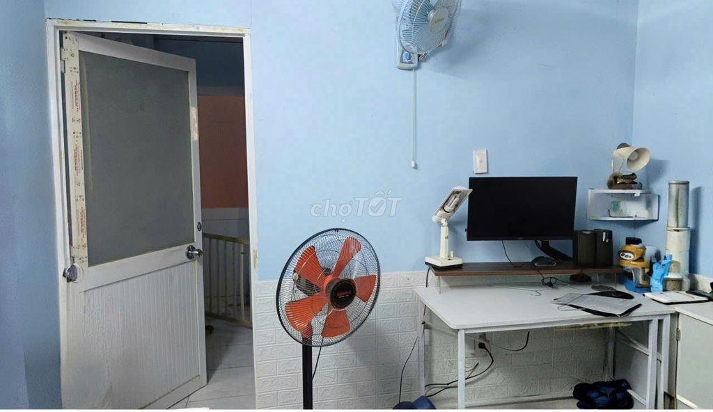 Chính chủ bán nhà sổ đỏ riêng, 1 trệt 1 lầu - Hẻm 808 Hiệp Bình Phước