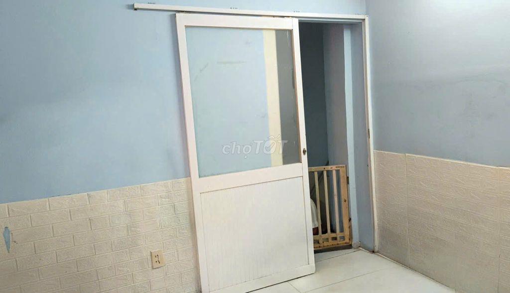 Chính chủ bán nhà sổ đỏ riêng, 1 trệt 1 lầu - Hẻm 808 Hiệp Bình Phước