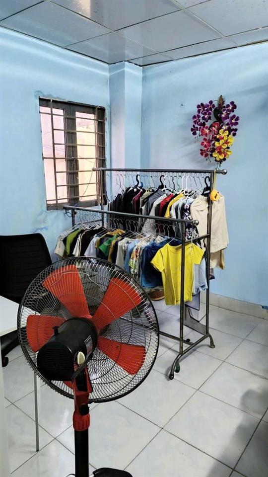 Chính chủ bán nhà sổ đỏ riêng, 1 trệt 1 lầu - Hẻm 808 Hiệp Bình Phước