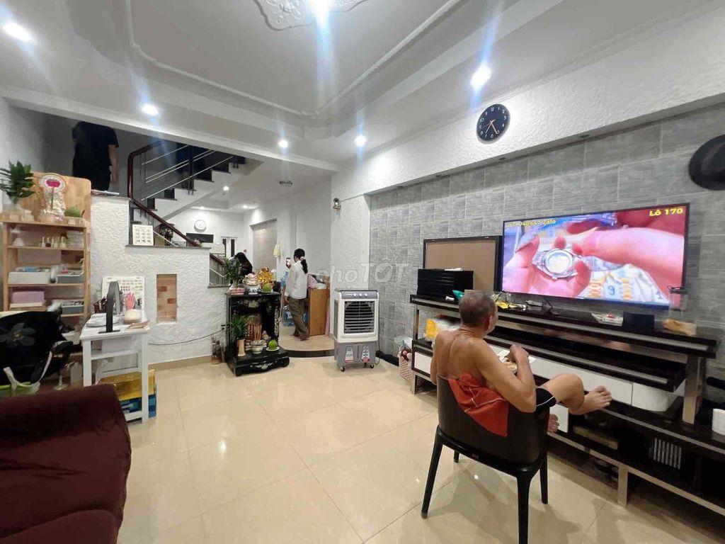 CHỦ CẦN BÁN GẤP NHÀ 3 TẦNG NGAY VÒNG XOAY TRẦN NÃO DT 64M.GIÁ 8.6TỶ