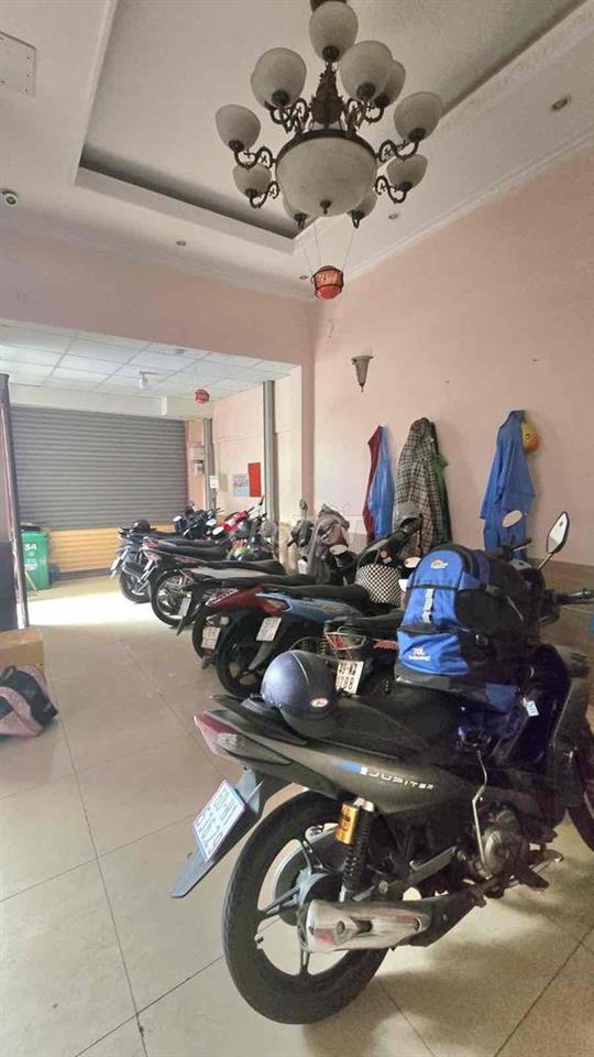 CHỦ GẤP BÁN CHDV 6 TẦNG  NGAY VÔNG XOAY TRẦN NÃO Q2 :DT 116M NGANG 9M
