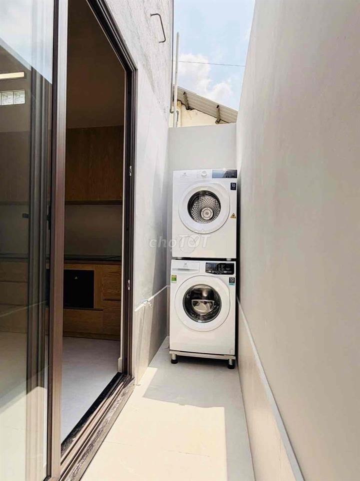 Chủ cần bán nhanh nhà mới xây ngay mặt tien đường 31 bình trưng tây
