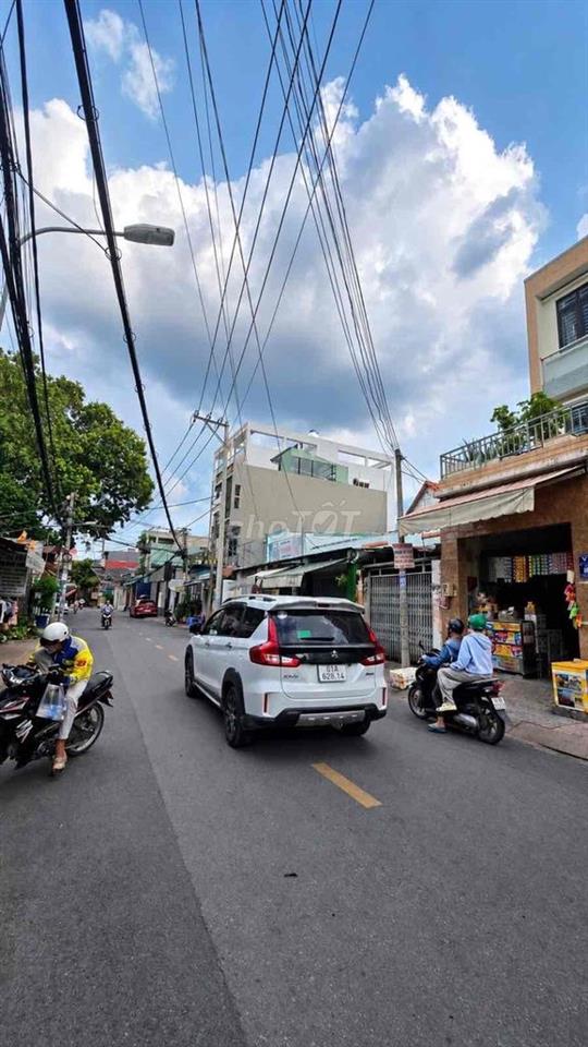 CHDV MẶT TIỀN ĐƯỜNG 297 • PHƯỚC LONG B, Q.9 • 147M2 NGANG 6.4M GIÁ 28T