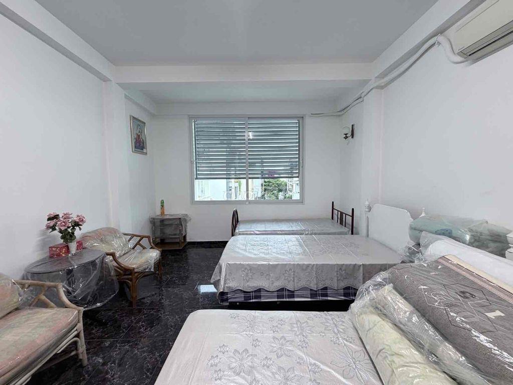 NGỘP BANK NHÀ 5 TẦNG MT TRẦN NÃO DT : 153M2 GIÁ 63.5TỶ