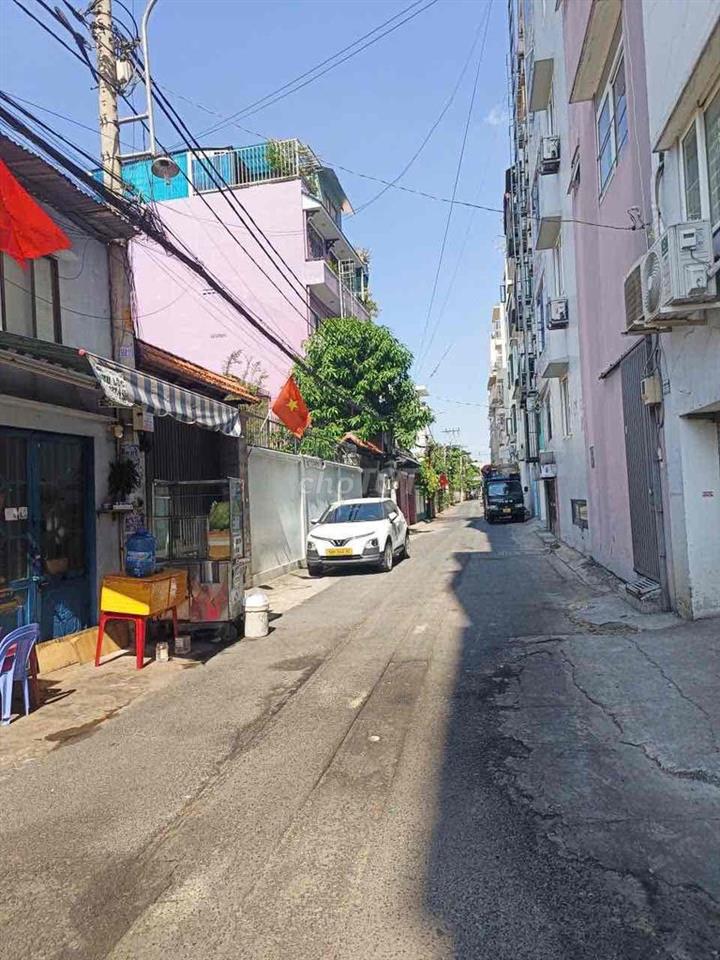 DÃY NHÀ TRỌ TRẦN NÃO - QUẬN 2 - HƠN 300m2 NGANG 16m - GIÁ CHỈ 70