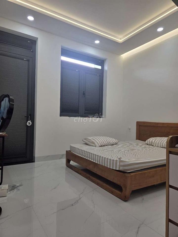 nhà mới đầy đủ giấy tờ