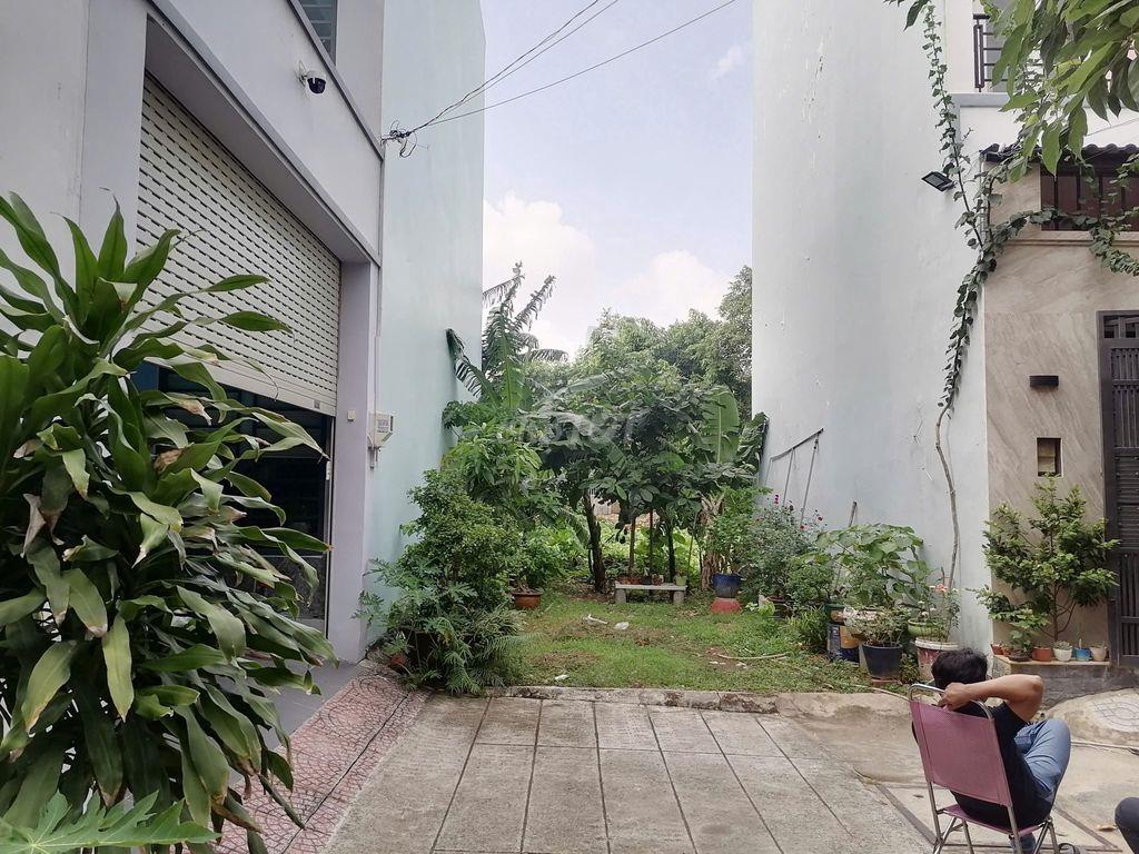 Đất ngang 5m, nở hậu, kế Vạn Phúc, giá chỉ nhỉnh 5tỷ xíu