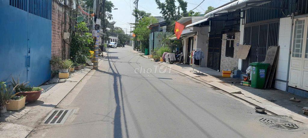 BÁN NHÀ 50M - ĐƯỜNG NHỰA RỘNG 8M