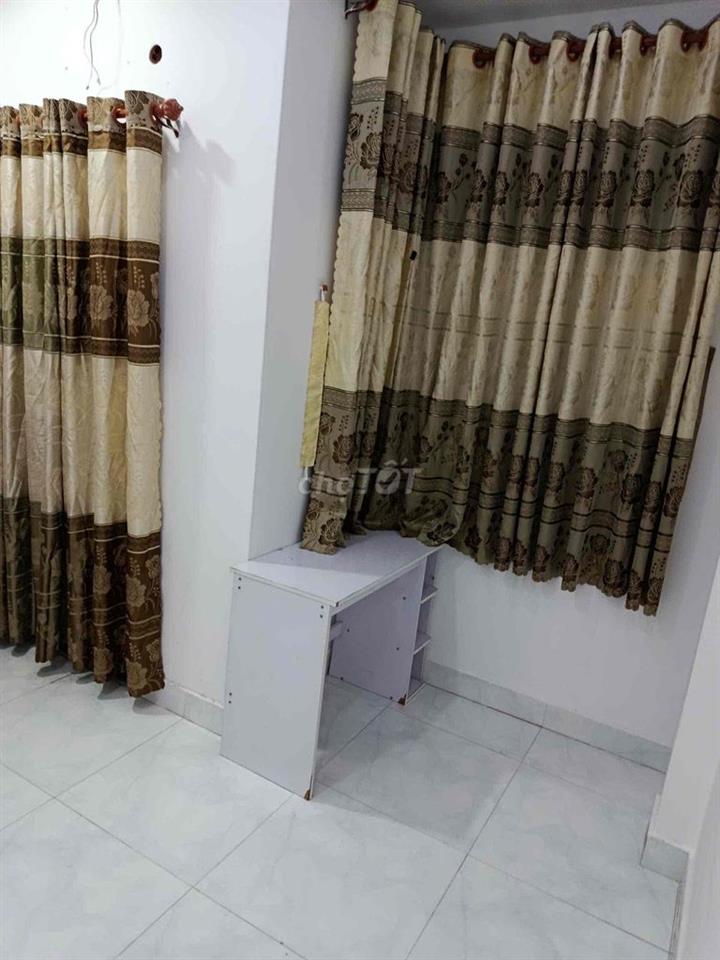 Bán nhà 2 lầu 1 trệt 2 phòng ngủ