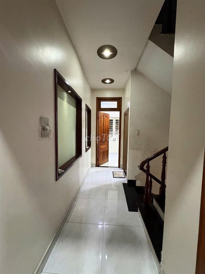 Nhà nguyên căn Full nội thất 3PN hẻm xe hơi