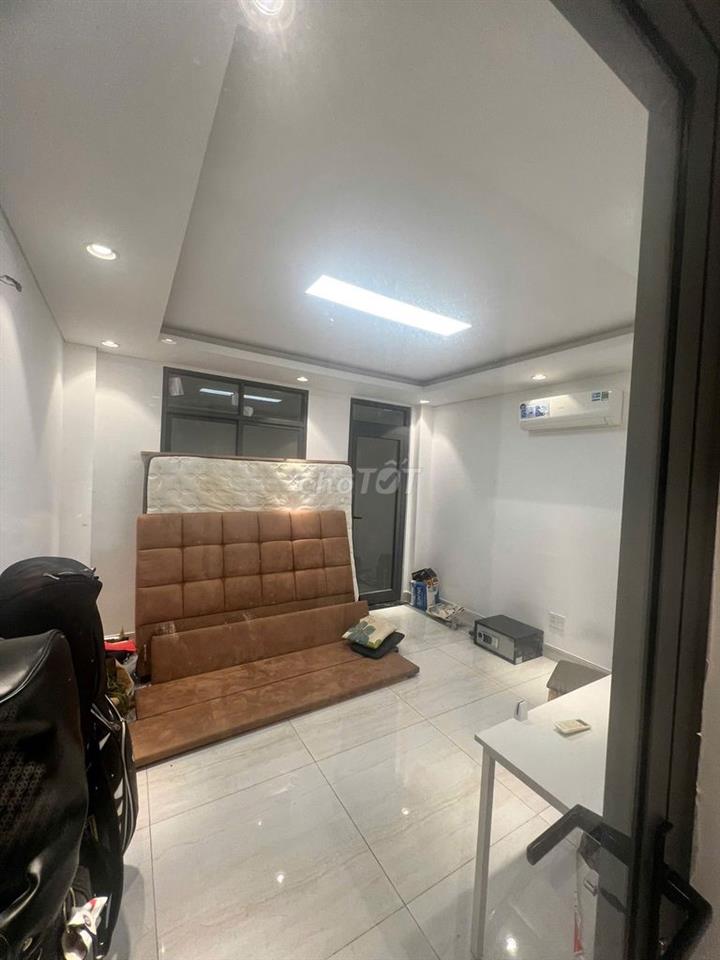 Bán nhà Mặt phố Bùi Tá Hán, P. An Phú, TP HCM (Quận 2 cũ). DT: 4*20