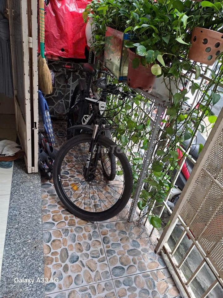 BÁN NHÀ SỔ HỒNG CHÍNH CHỦ
