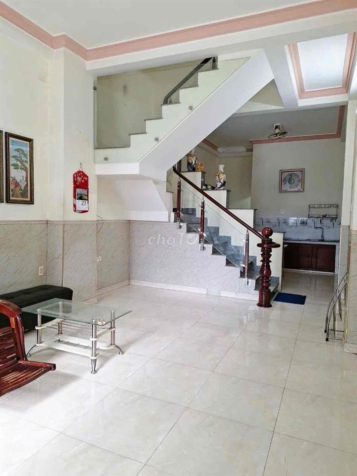 🏡TRỤC QL13- NHÀ 3 TẦNG- 3PN-HẺM XE HƠI- 6Ty9