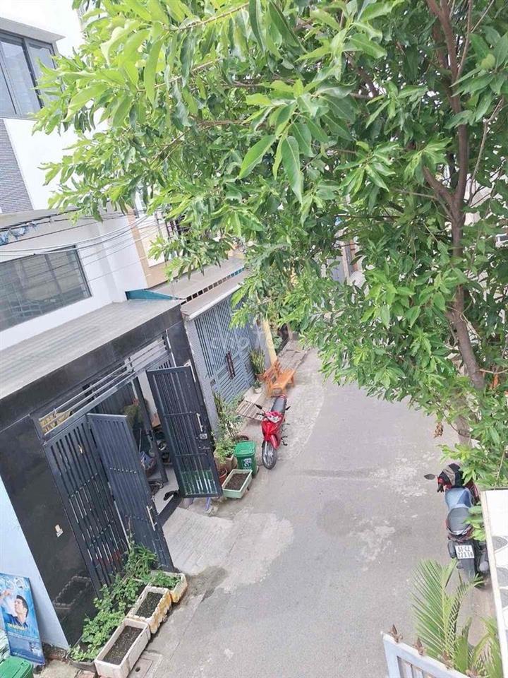 🏡TRỤC QL13- NHÀ 3 TẦNG- 3PN-HẺM XE HƠI- 6Ty9