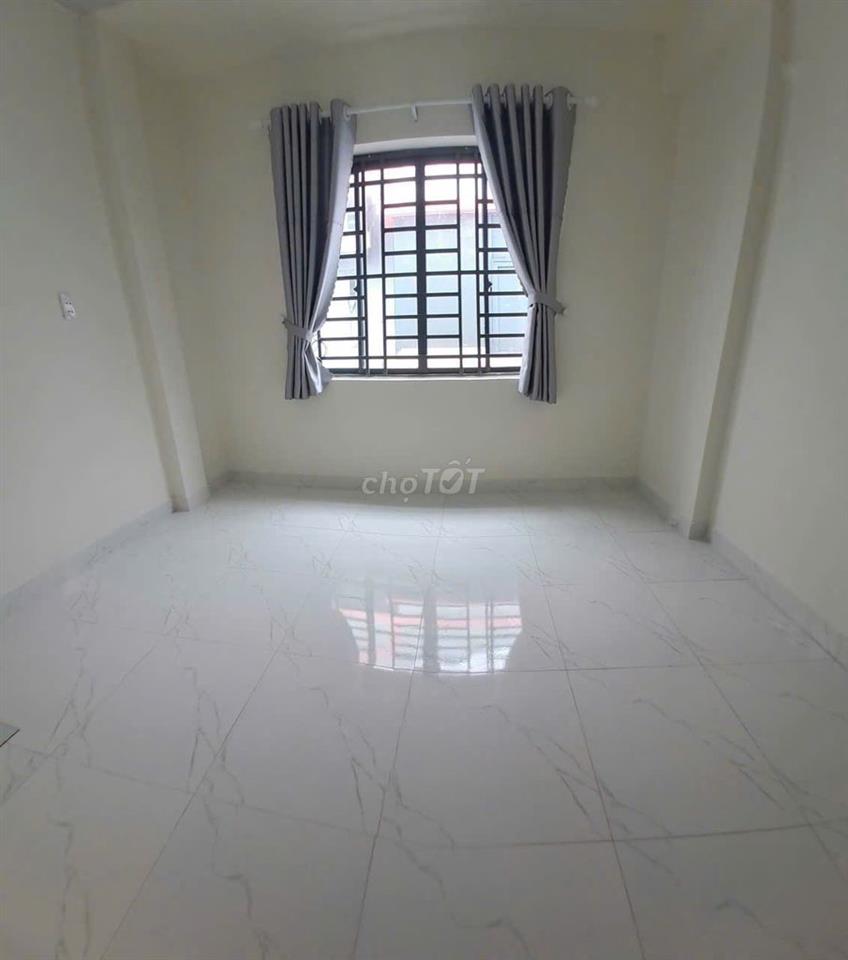 Nhà chính chủ do gia đình cần tiền nên bán gấp