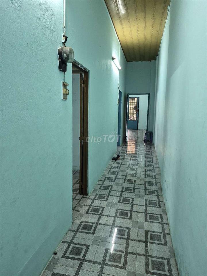nhà mặt tiền đường mua bán đường xe tải 
