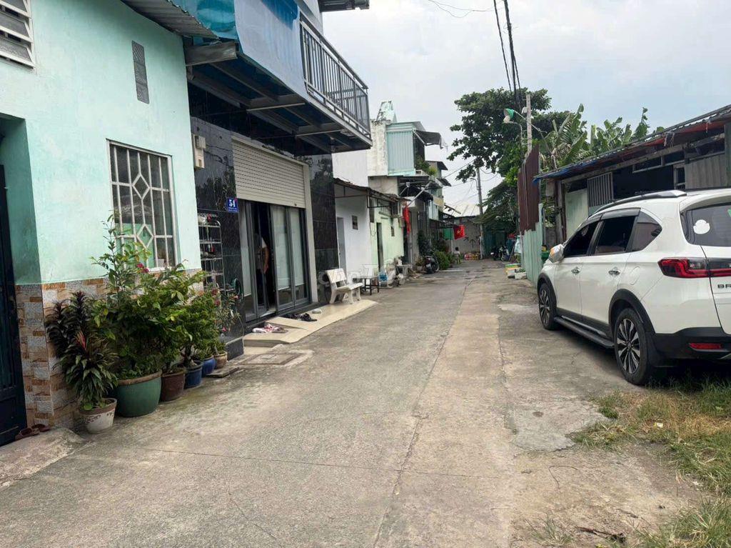 nhà đeo 