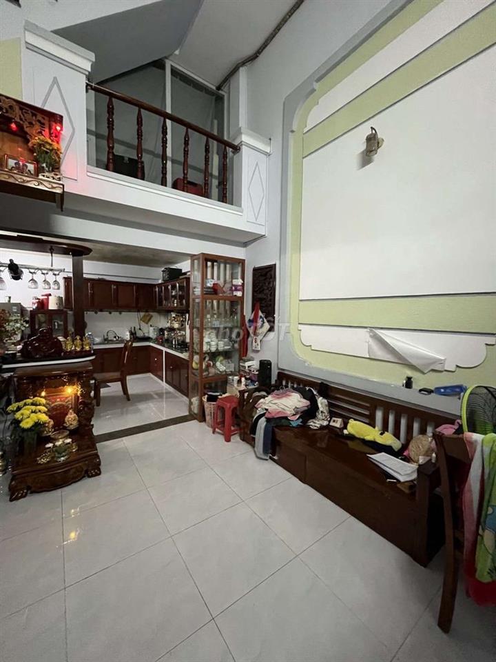 nhà gần chợ ql13 cũ hiệp bình 