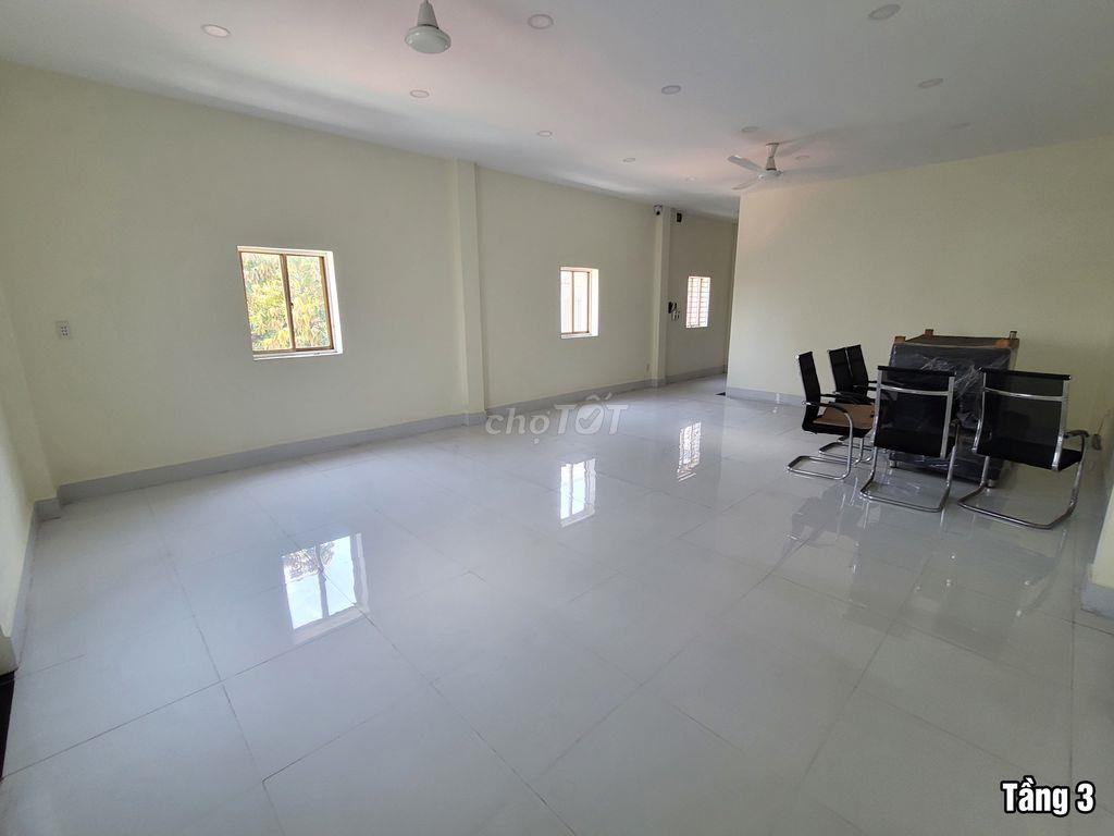 Bán nhà 2 mặt tiền đường Tỉnh Lộ 43, HCM - Ngã tư KCX Linh Trung 2 