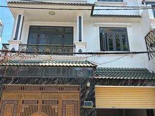 CHDV có ban công thoáng mát ở cạnh Chug cư 4s Linh Đông