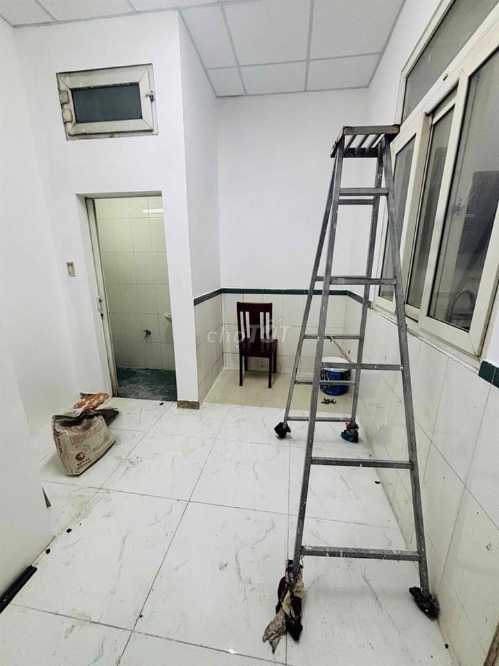 CHDV ngay Gigamall, ĐJ Luật, VLcs3.. tách bếp có ban công sau
