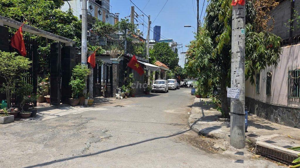 BÁN NHÀ HXH LINH TRUNG, NGAY LÀNG ĐẠI HỌC, TẬP TRUNG SINH VIÊN